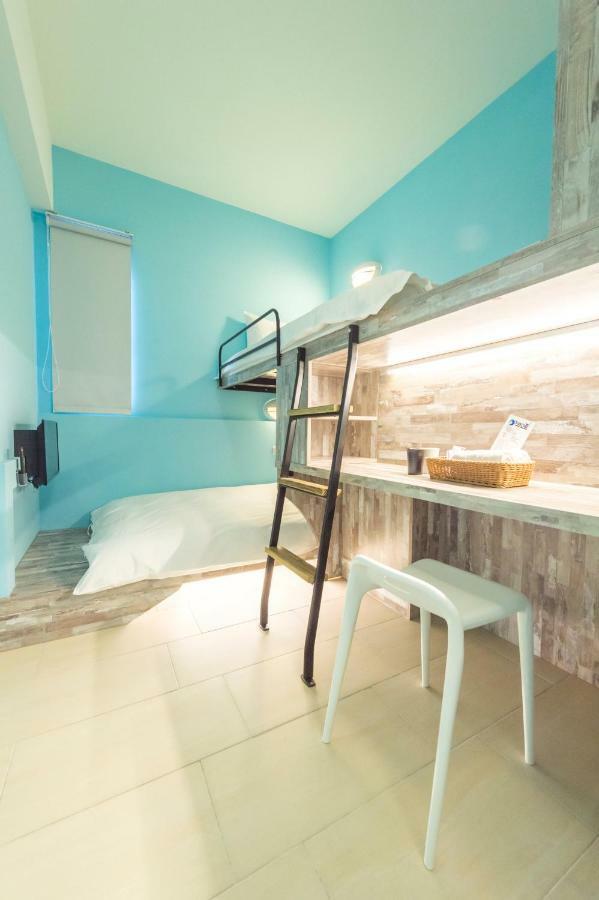 Divecube Hotel Тайджун Екстериор снимка